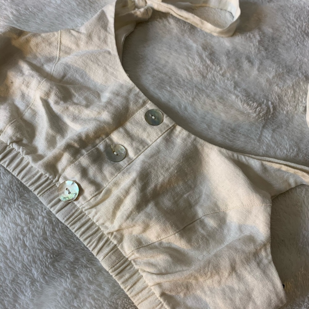 Forever 21 cropped shirt